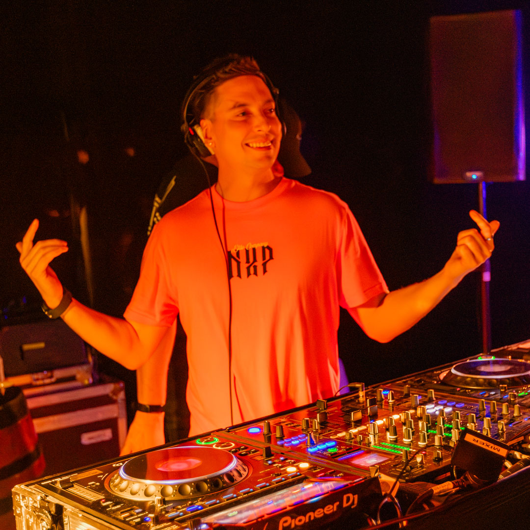 JSTR | Exchange Fridays | Friday July 10th from 8pm